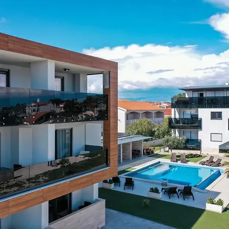 Mirakul Ii. Διαμέρισμα *