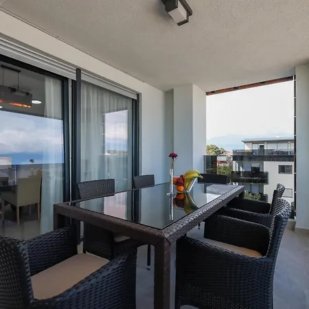 Apartment Mirakul Ii. Vir