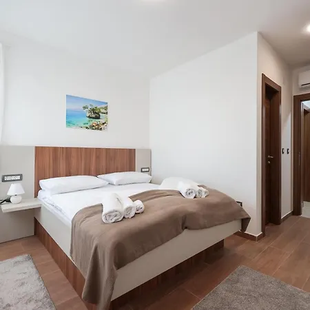 Apartment Mirakul Ii.