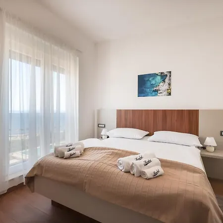 Mirakul Ii. アパート *