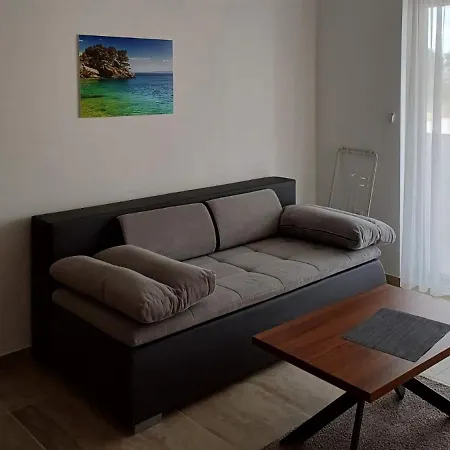 Mirakul Ii. Apartment *