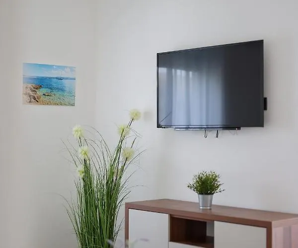 Mirakul Ii. Apartman